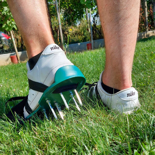 Shoes for aerating the soil - Ballatir - AI WEB SHOP