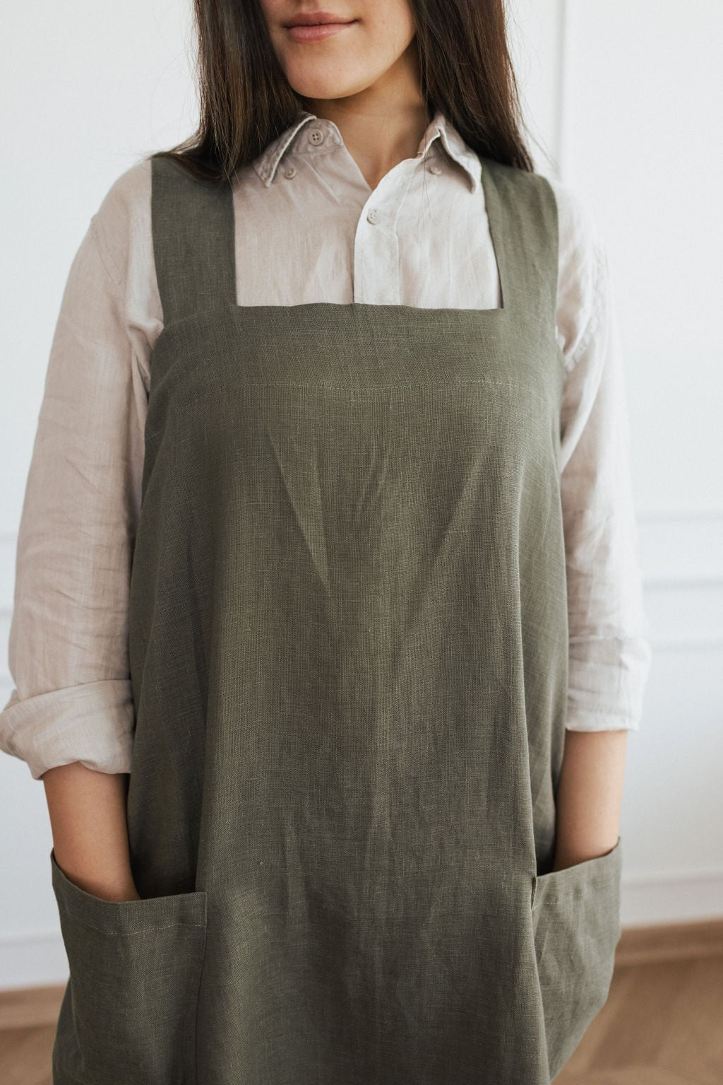 Linen Crossed Back Apron